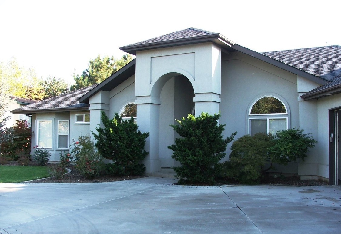 1532 W Powder Ct